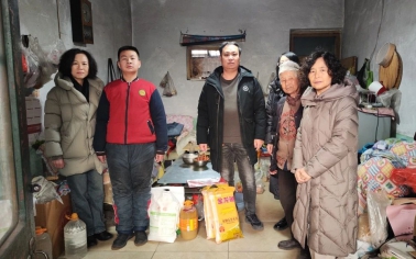 新春慰問(wèn)暖人心 用情幫扶顯擔(dān)當(dāng) —惠眾財(cái)金集團(tuán)開展春節(jié)前走訪慰問(wèn)活動(dòng)