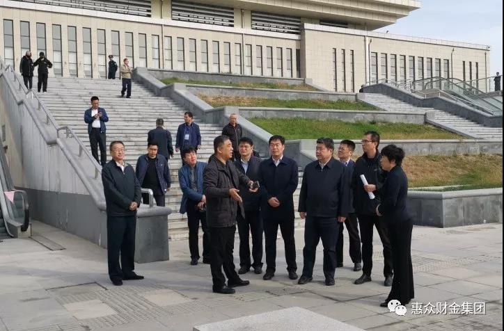 市委常委、統(tǒng)戰(zhàn)部部長李家良到濱州市火車站督導(dǎo)創(chuàng)城工作(圖2)