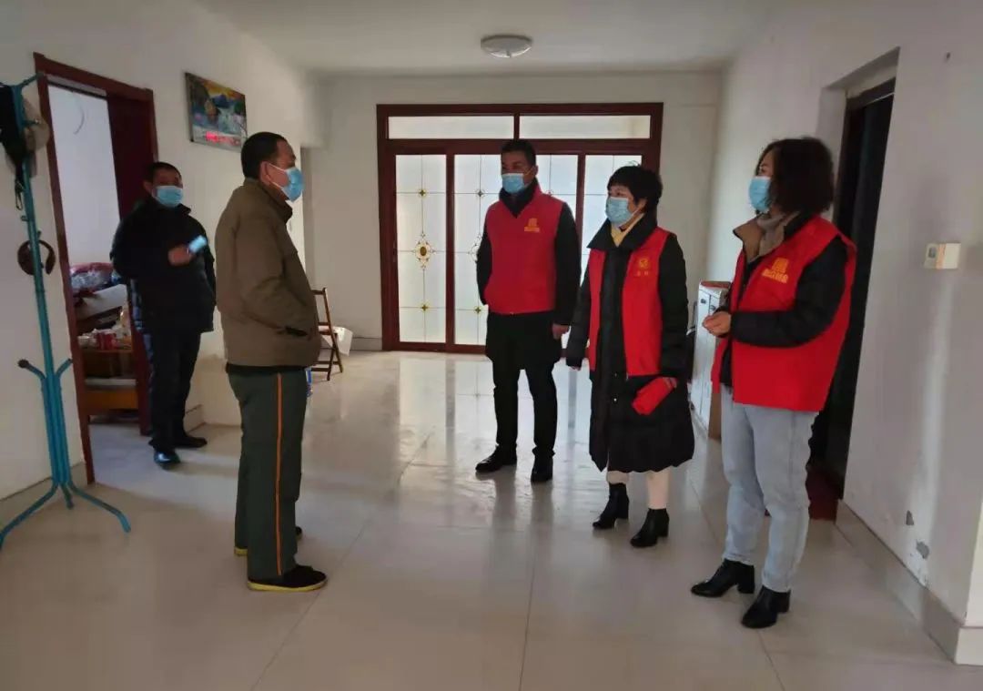 “送溫暖、送關(guān)懷，慰問困難群眾—雙報(bào)到”活動(dòng)(圖3)