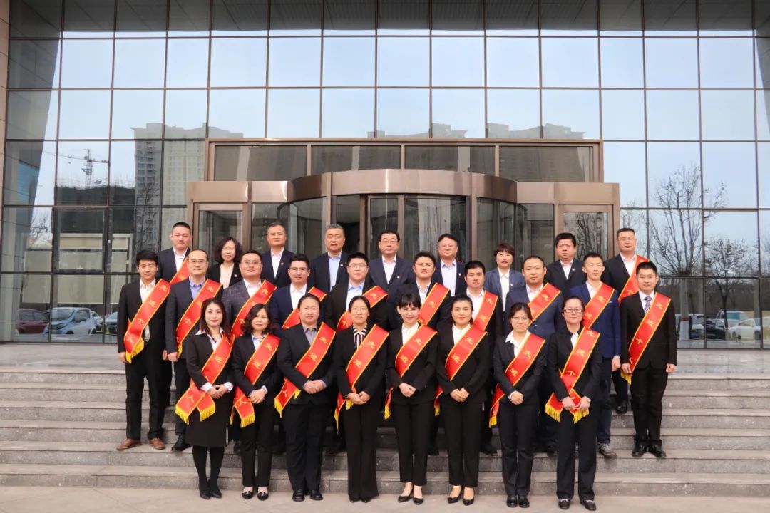 逐夢(mèng)起航 再創(chuàng)輝煌丨惠眾財(cái)金集團(tuán)召開2022年工作會(huì)議(圖4)