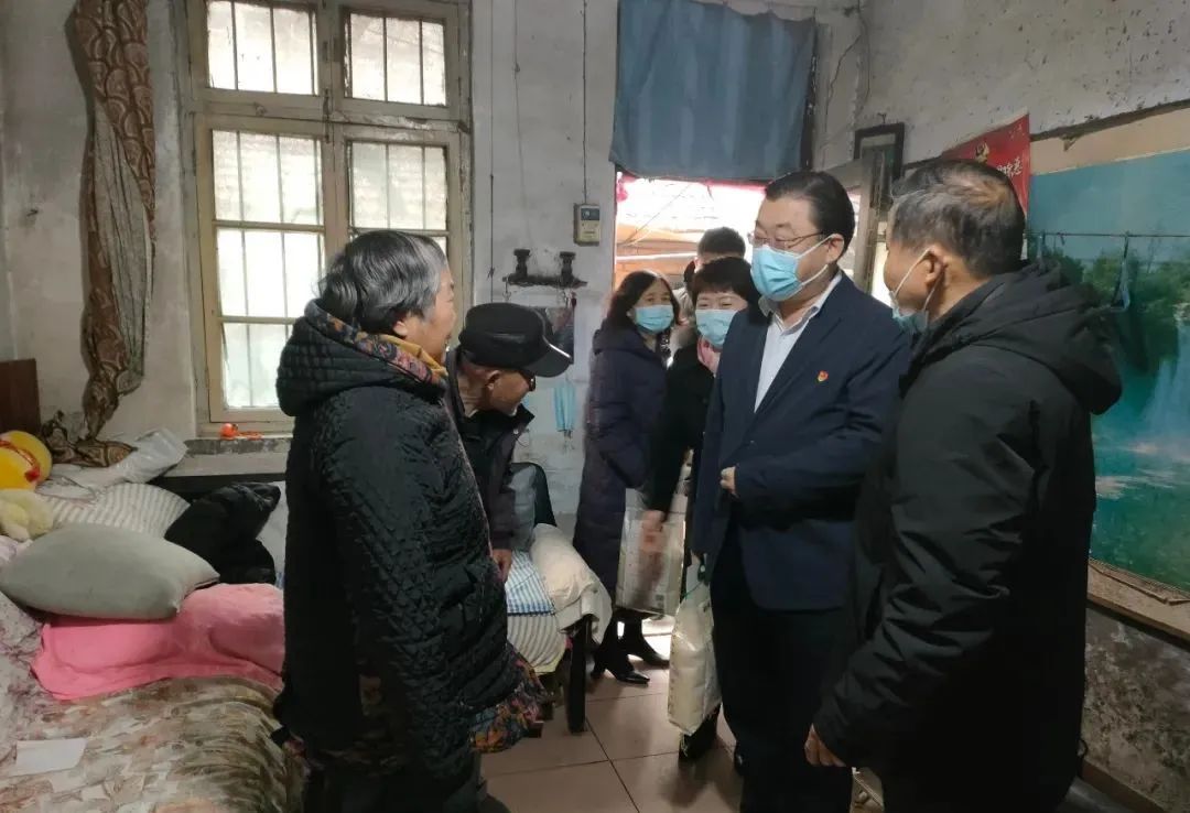 我為群眾辦實(shí)事——惠眾財(cái)金集團(tuán)春節(jié)走訪慰問困難群眾(圖4)
