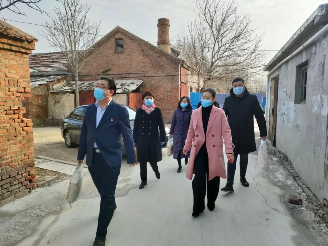 我為群眾辦實(shí)事——惠眾財(cái)金集團(tuán)春節(jié)走訪慰問困難群眾(圖2)