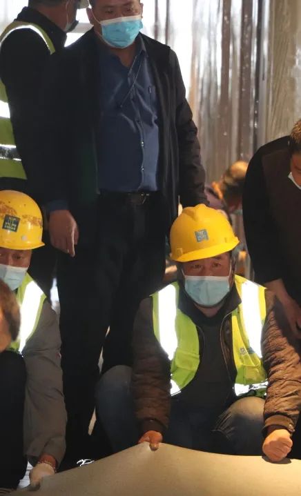 扛起“硬核”擔(dān)當(dāng) 筑牢抗疫防線 ——抗擊疫情，惠眾財金集團在行動(圖5)