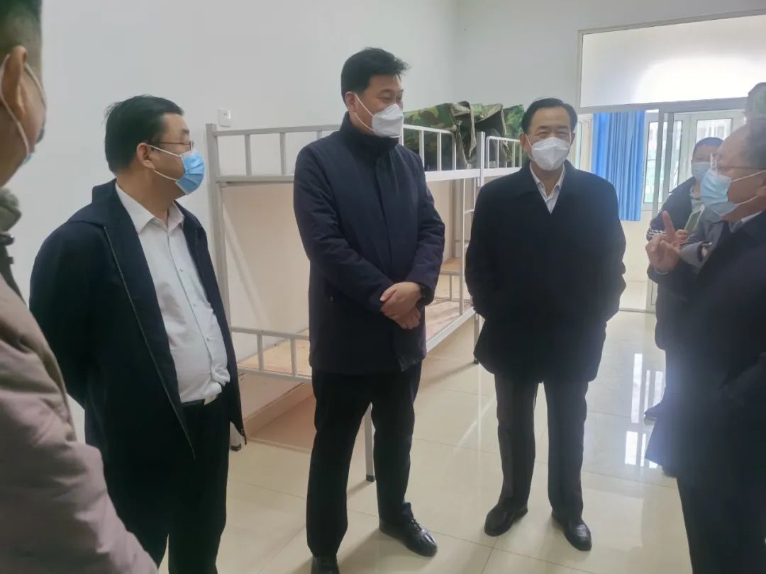 “疫”路有我丨 惠眾財(cái)金集團(tuán)奮戰(zhàn)16小時(shí)！完成338間臨時(shí)隔離用房改造交付(圖6)