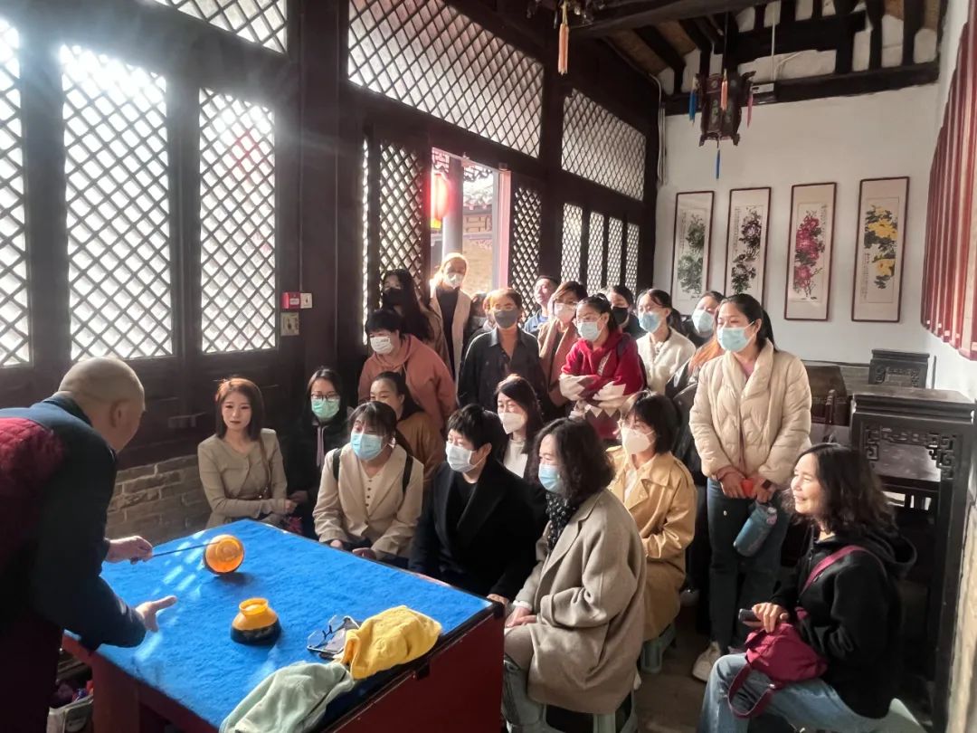 巾幗向黨丨惠眾財(cái)金集團(tuán)舉辦“春歸重顯巾幗風(fēng)采，惜春更需創(chuàng)先爭(zhēng)優(yōu)”春日游活動(dòng)(圖4)