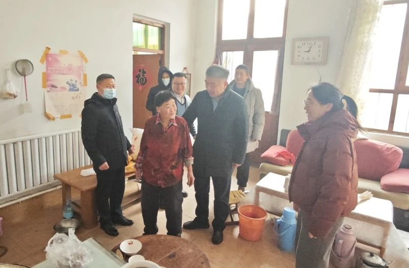 新春慰問暖人心 用情幫扶顯擔(dān)當(dāng) —惠眾財金集團(tuán)開展春節(jié)前走訪慰問活動(圖3)